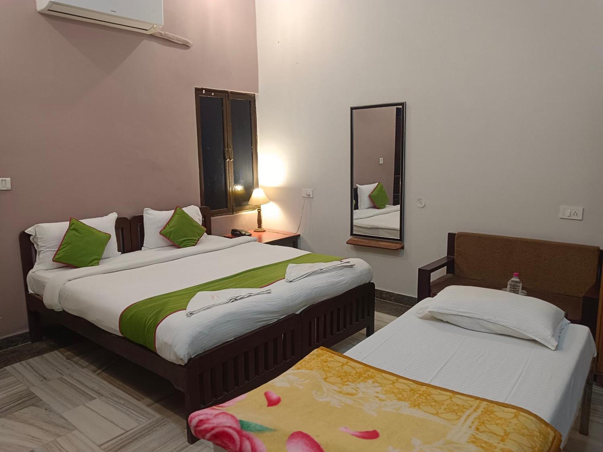 Hotel Mewad Haveli פושקאר מראה חיצוני תמונה