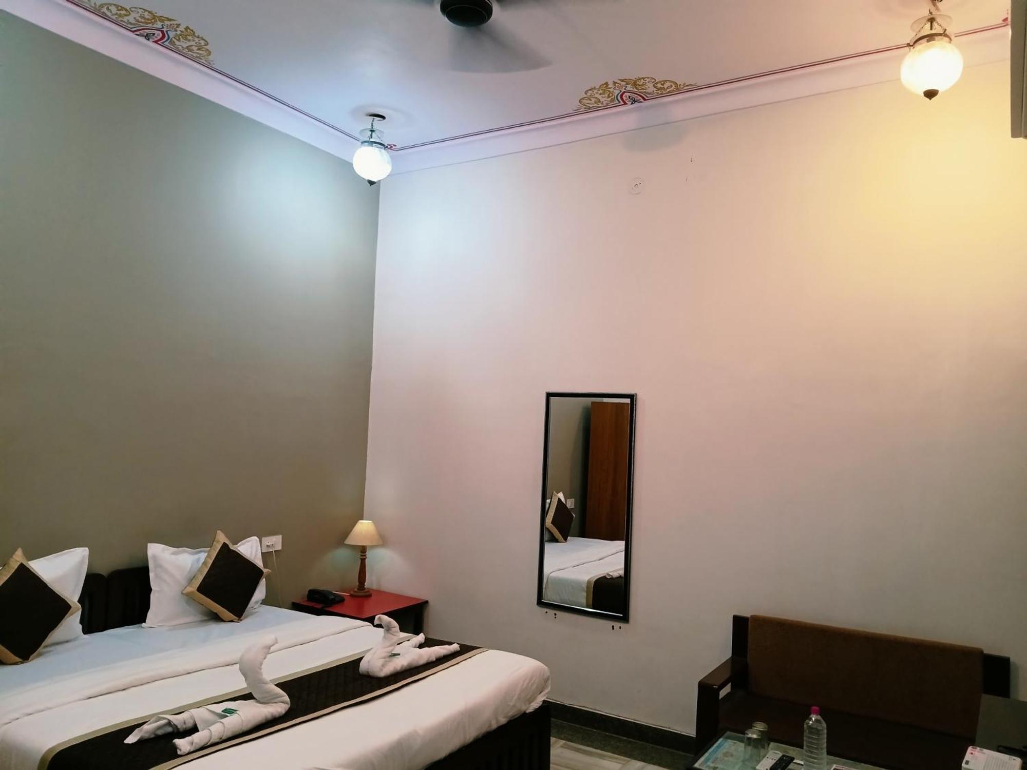 Hotel Mewad Haveli פושקאר מראה חיצוני תמונה